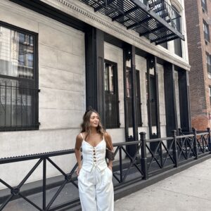 SET PANTS BLANCO + TOP OJALETES