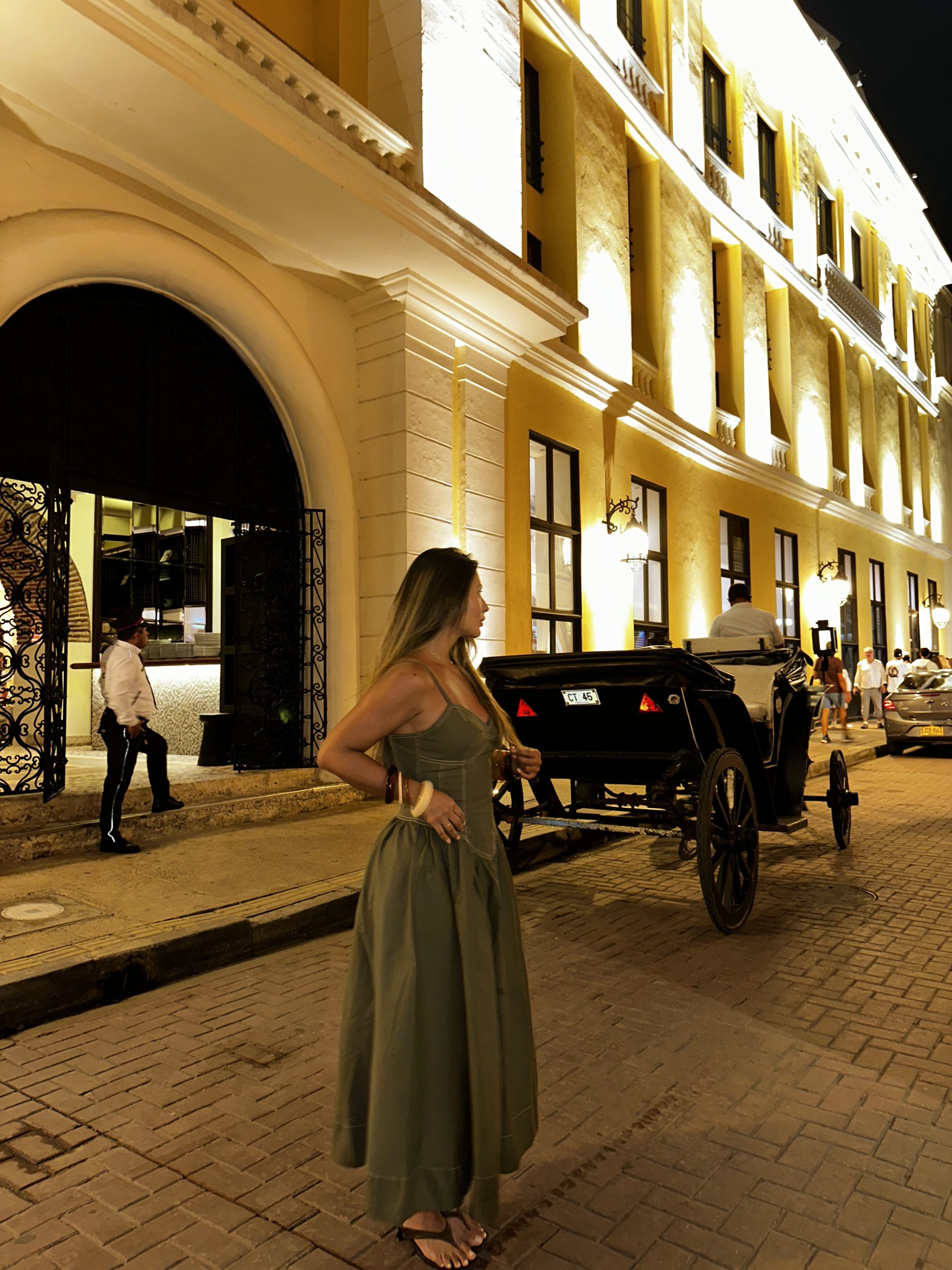 VESTIDO OLIVA